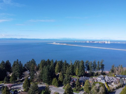 4820 7A Avenue, Delta, BC 