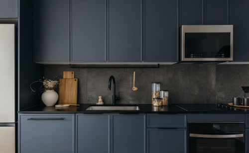 602-3055 Murray Street  Port Moody, BC V3H 0P4