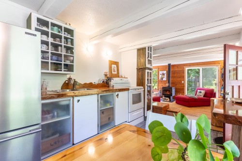 6121 Golf Course Road, Sechelt, BC 