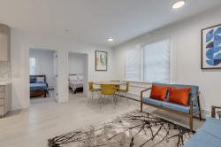 203-1425 Haro Street  Vancouver, BC V6G 1G2