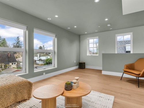 108 18Th Avenue W, Vancouver, BC 