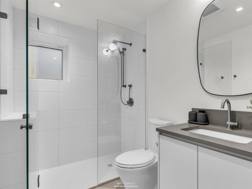 108 18Th Avenue W, Vancouver, BC 