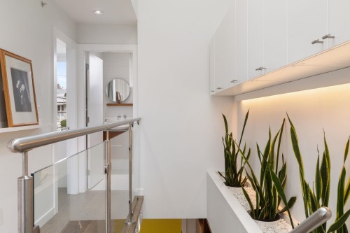 1928 Templeton Drive, Vancouver, BC 