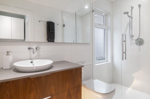 1928 Templeton Drive, Vancouver, BC 