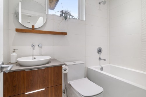 1928 Templeton Drive, Vancouver, BC 