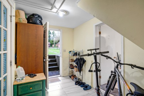 285 48Th Avenue E, Vancouver, BC 