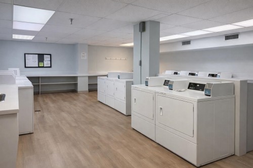 705-2012 Fullerton Avenue, North Vancouver, BC 