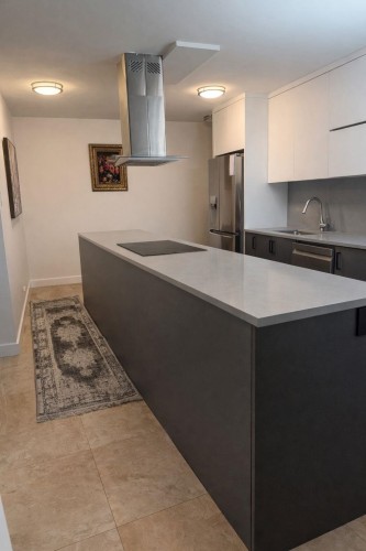 705-2012 Fullerton Avenue, North Vancouver, BC 