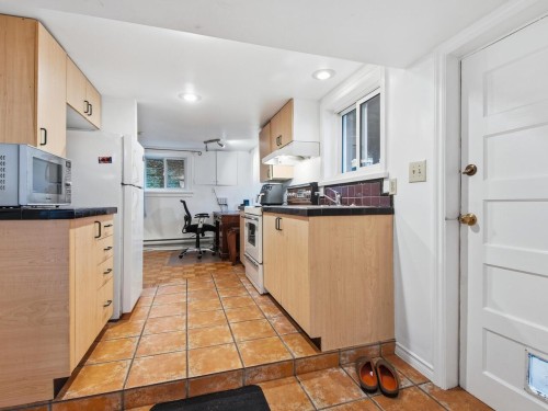 3039 Grant Street, Vancouver, BC 