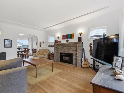 3039 Grant Street, Vancouver, BC 