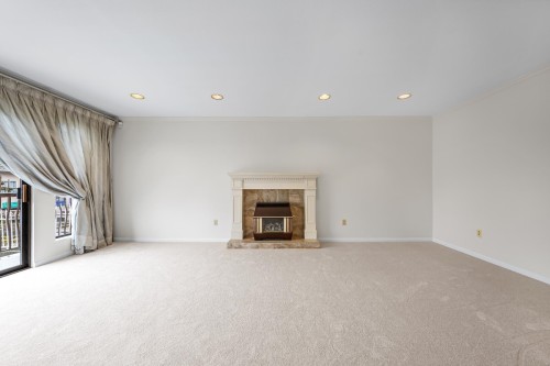 2291 40Th Avenue E, Vancouver, BC 