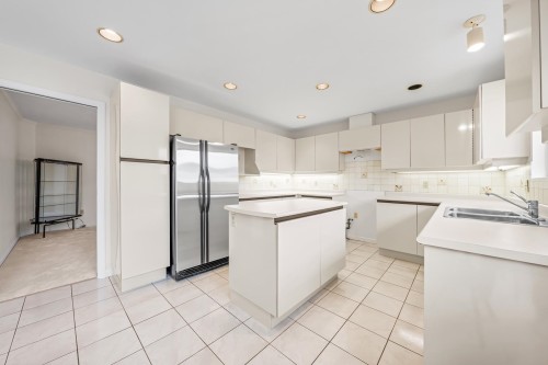2291 40Th Avenue E, Vancouver, BC 