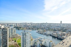 4001-1480 Howe Street  Vancouver, BC V6Z 0G5