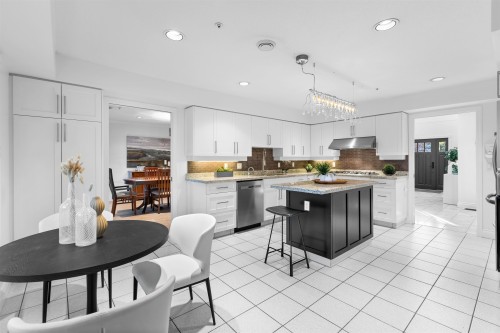 2318 Oliver Crescent, Vancouver, BC 