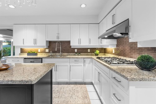 2318 Oliver Crescent, Vancouver, BC 