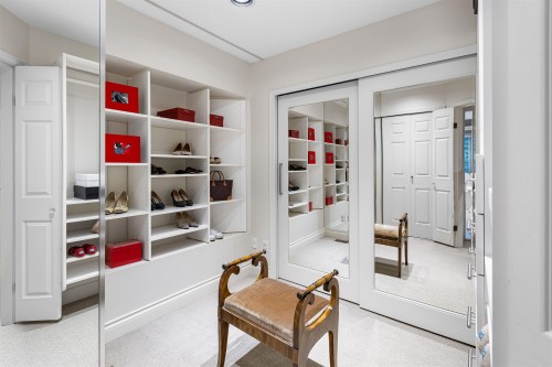 2318 Oliver Crescent, Vancouver, BC 