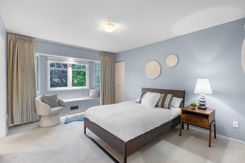 2318 Oliver Crescent, Vancouver, BC 