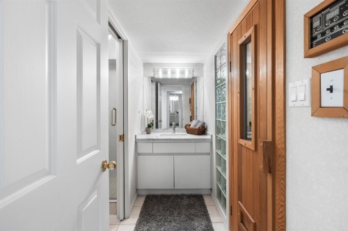 2318 Oliver Crescent, Vancouver, BC 