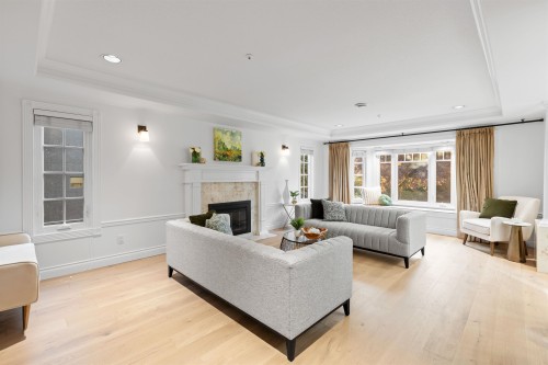 2318 Oliver Crescent, Vancouver, BC 