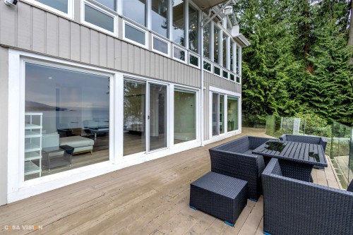 5144 Pitcairn Pl, West Vancouver, BC 
