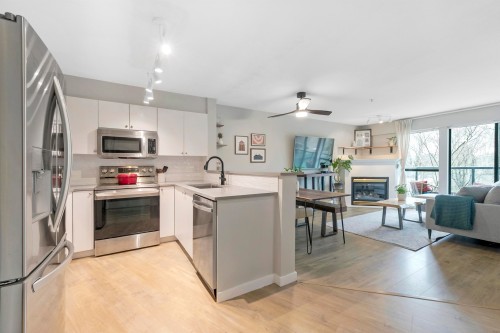 311-225 Newport Drive, Port Moody, BC 