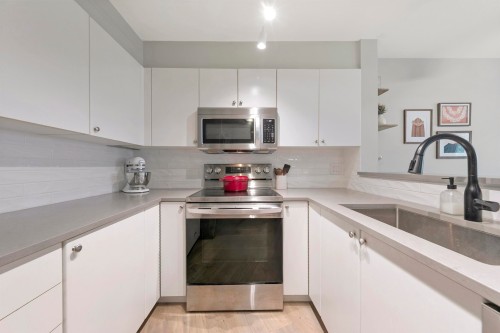 311-225 Newport Drive, Port Moody, BC 