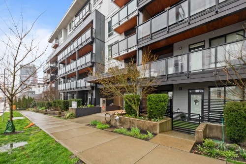 203-707 Como Lake Avenue  Coquitlam, BC V3J 0J5