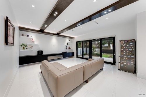 710 Ivy Avenue, Coquitlam, BC 