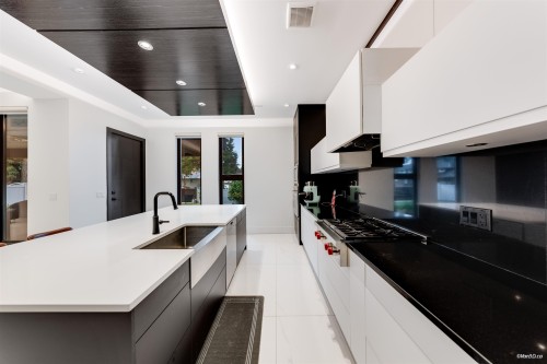 710 Ivy Avenue, Coquitlam, BC 