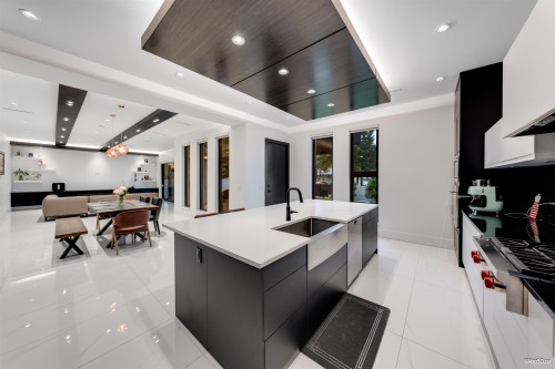 710 Ivy Avenue, Coquitlam, BC 