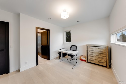 710 Ivy Avenue, Coquitlam, BC 