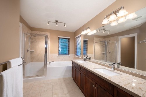 3 Maple Drive, Port Moody, BC 