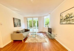 204-2020 Highbury Street Vancouver, BC V6R 4N9
