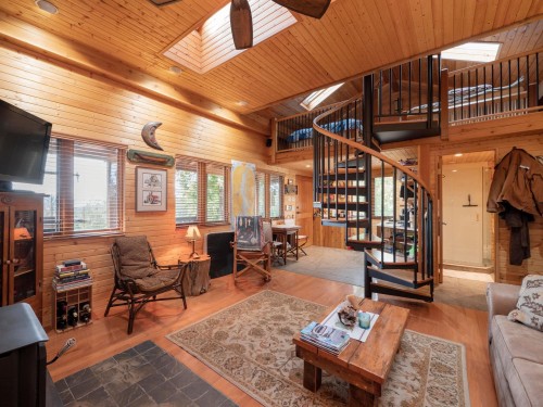 9305 Stephens Way, Halfmoon Bay, BC 