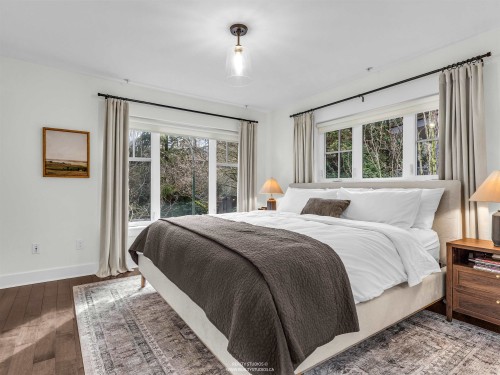 329 7Th Avenue E, Vancouver, BC 