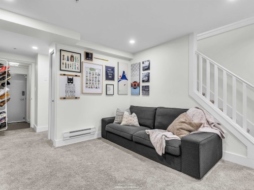 329 7Th Avenue E, Vancouver, BC 