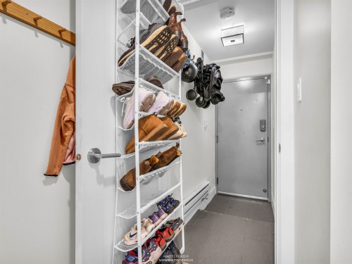 329 7Th Avenue E, Vancouver, BC 