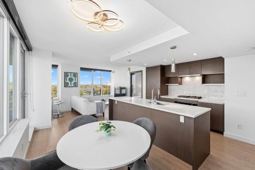 1702-3233 Ketcheson Road  Richmond, BC V6X 0R3