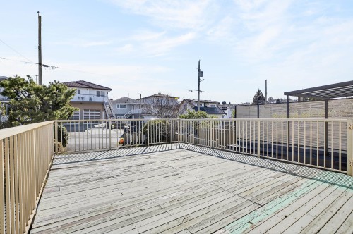 3180 3Rd Avenue E, Vancouver, BC 