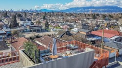 2-2915 5th Avenue E Vancouver, BC V5M 1N6