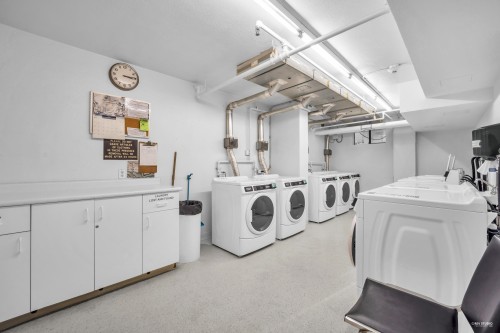 905-555 13Th Street, West Vancouver, BC 