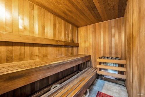 905-555 13Th Street, West Vancouver, BC 