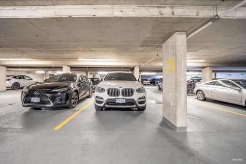 905-555 13Th Street, West Vancouver, BC 