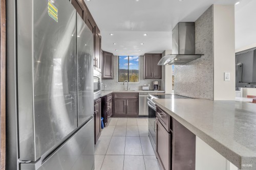 905-555 13Th Street, West Vancouver, BC 