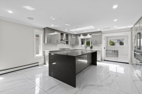 1339 Rama Avenue  New Westminster, BC V3M 6T6