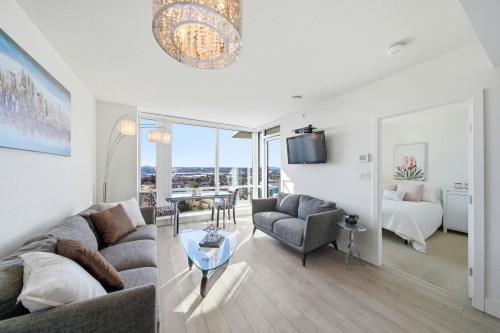 1606-1550 Fern Street  North Vancouver, BC V7J 0A9