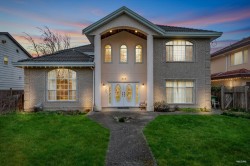 10560 Railway Avenue  Richmond, BC V7E 2B8