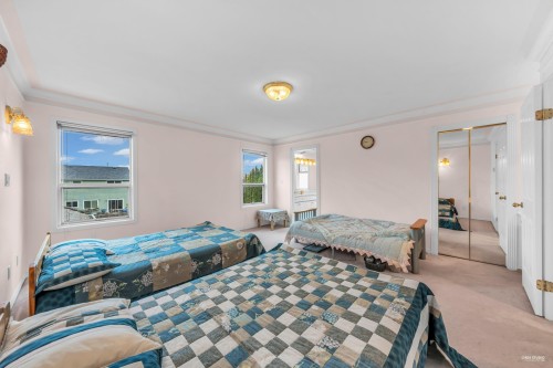 10560 Railway Avenue, Richmond, BC 