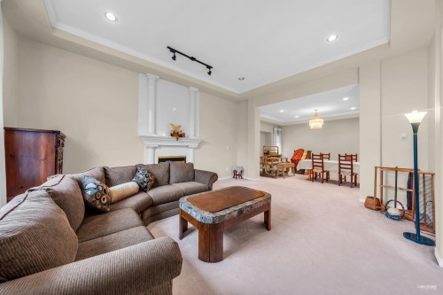 10560 Railway Avenue, Richmond, BC 