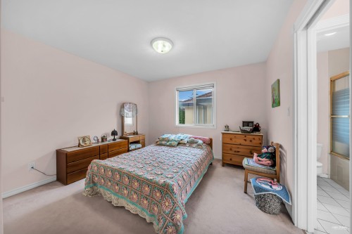 10560 Railway Avenue, Richmond, BC 